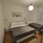 Apartment Malo