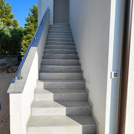 Apartment Malo *