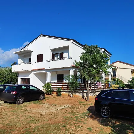 Malo Apartment