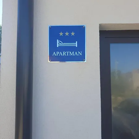 Apartment Malo *