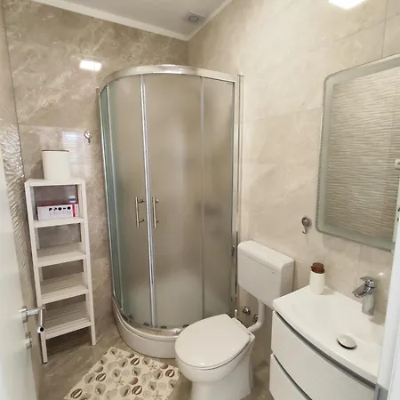 Malo Apartment