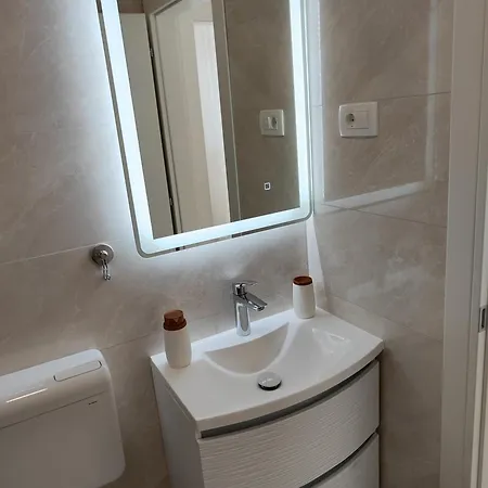 Malo Apartamento Seline