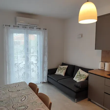 Apartment Malo *